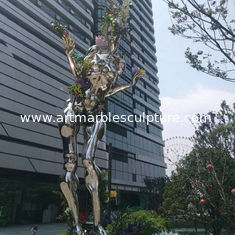 China Mirror polish man stainless steel sculpture with varnish,Stainless steel sculpture supplier supplier