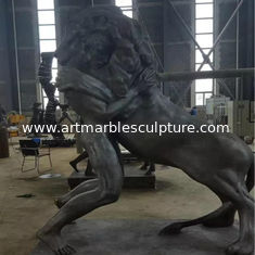 China Antique Large Man fighting with lions bronze sculpture ,customized bronze statues, China sculpture supplier supplier